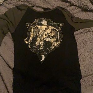 NOBO elephant shirt with cut out back